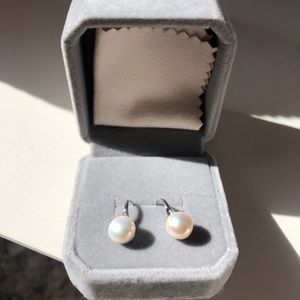Pearl Dangly Earrings